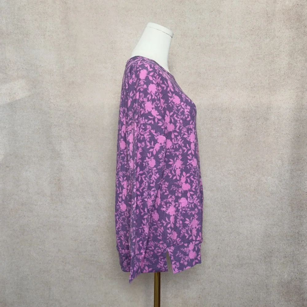 Dear Scarlett Cozy & Comfortable Elegant Floral Long Sleeve Top in Pink & Purple - Picture 4 of 6